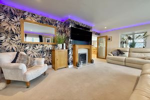 Lounge- click for photo gallery